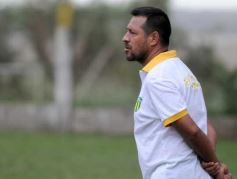 Foto de la galería: La Picada y Brown debutaron en la Liga con un empate