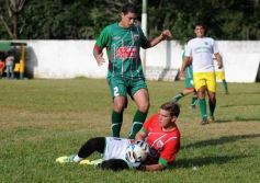 Foto de la galería: La Picada y Brown debutaron en la Liga con un empate