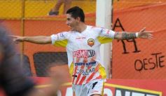 Foto de la galería: El Colectivero consiguió otro importante triunfo de local