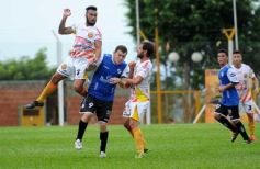 Foto de la galería: El Colectivero consiguió otro importante triunfo de local