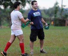 Foto de la galería: Cazadores pisó fuerte y aplastó a Lomas
