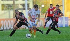 Foto de la galería: Crucero sigue invicto de local: empató con Chacarita