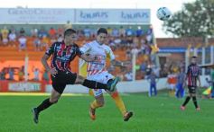 Foto de la galería: Crucero sigue invicto de local: empató con Chacarita