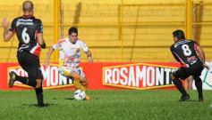 Foto de la galería: Crucero sigue invicto de local: empató con Chacarita