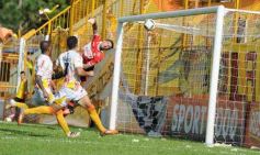 Foto de la galería: Crucero sigue invicto de local: empató con Chacarita