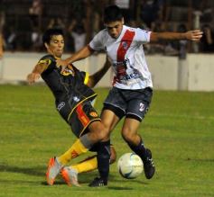 Foto de la galería: Guaraní tuvo otra alegría ante Sarmiento
