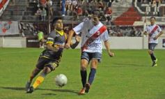 Foto de la galería: Guaraní tuvo otra alegría ante Sarmiento