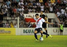 Foto de la galería: Guaraní tuvo otra alegría ante Sarmiento