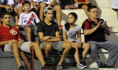 Foto de la galería: Guaraní tuvo otra alegría ante Sarmiento