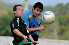 Foto de la galería: El Brete derrotó a Itatí y es líder