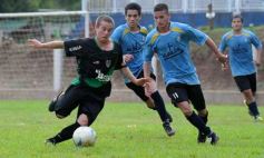 Foto de la galería: El Brete derrotó a Itatí y es líder