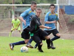 Foto de la galería: El Brete derrotó a Itatí y es líder