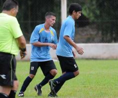 Foto de la galería: El Brete derrotó a Itatí y es líder