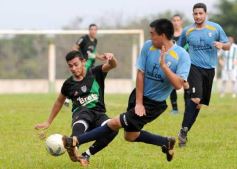 Foto de la galería: El Brete derrotó a Itatí y es líder