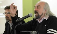 Foto de la galería: Ricardo Rouvier disertó en la sede local de la UCP