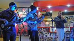 Foto de la galería: Música para recibir el Día del Trabajador en el Shopping