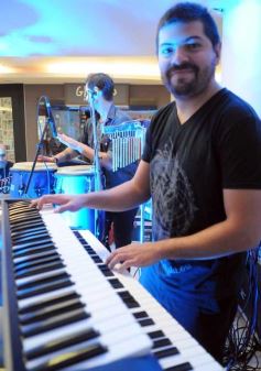 Foto de la galería: Música para recibir el Día del Trabajador en el Shopping