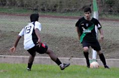 Foto de la galería: El Brete derrotó a Villa Cabello y se consolida en la punta