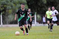 Foto de la galería: El Brete derrotó a Villa Cabello y se consolida en la punta