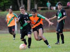 Foto de la galería: El Brete derrotó a Villa Cabello y se consolida en la punta