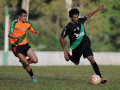 Foto de la galería: El Brete derrotó a Villa Cabello y se consolida en la punta
