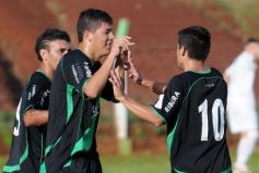 Foto de la galería: El Brete derrotó a Villa Cabello y se consolida en la punta