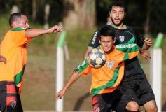 Foto de la galería: El Brete derrotó a Villa Cabello y se consolida en la punta