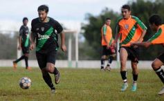 Foto de la galería: El Brete derrotó a Villa Cabello y se consolida en la punta