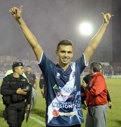 Foto de la galería: Con mucho amor propio Guaraní derrotó a San Martín