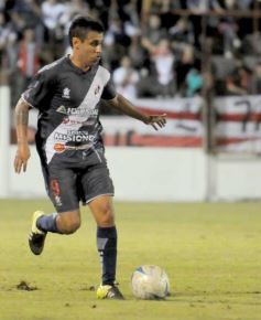 Foto de la galería: Con mucho amor propio Guaraní derrotó a San Martín