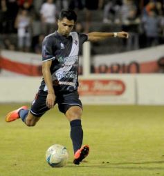 Foto de la galería: Con mucho amor propio Guaraní derrotó a San Martín