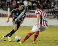 Foto de la galería: Con mucho amor propio Guaraní derrotó a San Martín