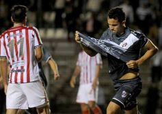 Foto de la galería: Con mucho amor propio Guaraní derrotó a San Martín