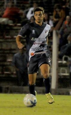 Foto de la galería: Con mucho amor propio Guaraní derrotó a San Martín