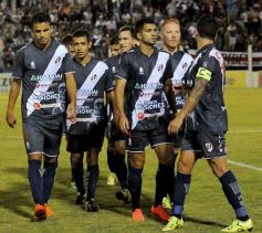 Foto de la galería: Con mucho amor propio Guaraní derrotó a San Martín