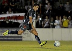 Foto de la galería: Con mucho amor propio Guaraní derrotó a San Martín