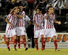 Foto de la galería: Con mucho amor propio Guaraní derrotó a San Martín