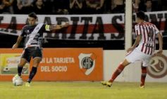 Foto de la galería: Con mucho amor propio Guaraní derrotó a San Martín