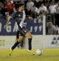 Foto de la galería: Con mucho amor propio Guaraní derrotó a San Martín