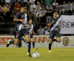 Foto de la galería: Con mucho amor propio Guaraní derrotó a San Martín