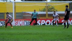 Foto de la galería: Agónica victoria de Crucero para estirar la buena racha de local