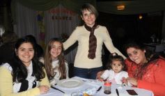 Foto de la galería: Gladys Quiroz festejó a lo grande en la Casa Paraguaya