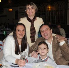 Foto de la galería: Gladys Quiroz festejó a lo grande en la Casa Paraguaya