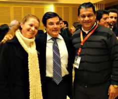 Foto de la galería: Cambios en la Ley de Ministerios y agasajo a la prensa en la Legislatura