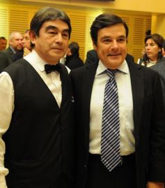 Foto de la galería: Cambios en la Ley de Ministerios y agasajo a la prensa en la Legislatura