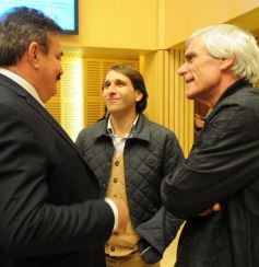 Foto de la galería: Cambios en la Ley de Ministerios y agasajo a la prensa en la Legislatura