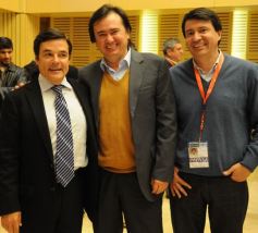 Foto de la galería: Cambios en la Ley de Ministerios y agasajo a la prensa en la Legislatura