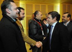Foto de la galería: Cambios en la Ley de Ministerios y agasajo a la prensa en la Legislatura