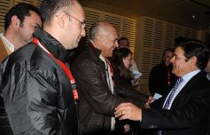Foto de la galería: Cambios en la Ley de Ministerios y agasajo a la prensa en la Legislatura