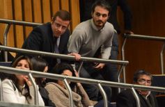 Foto de la galería: Cambios en la Ley de Ministerios y agasajo a la prensa en la Legislatura